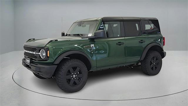 new 2025 Ford Bronco car, priced at $49,355