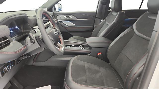 new 2025 Ford Explorer car, priced at $61,155