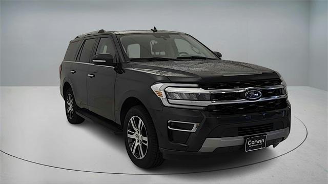 used 2024 Ford Expedition car, priced at $46,989