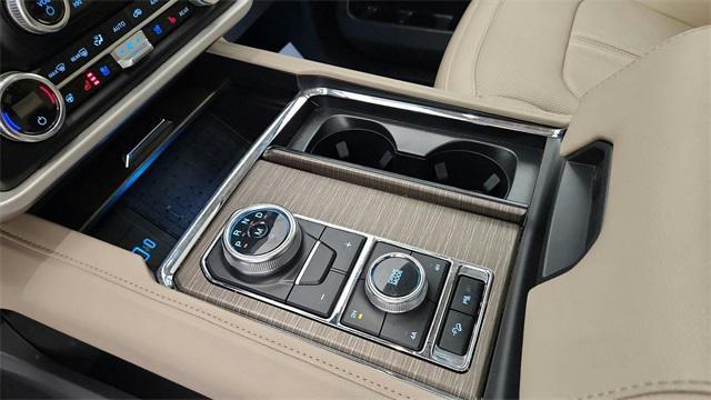 used 2024 Ford Expedition car, priced at $46,670