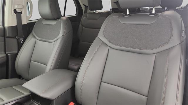 new 2025 Ford Explorer car, priced at $46,561