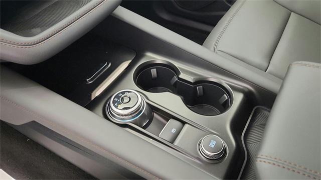new 2025 Ford Explorer car, priced at $46,561