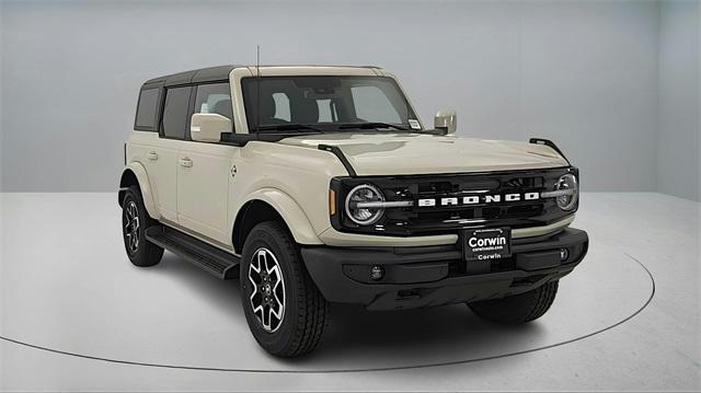 new 2025 Ford Bronco car, priced at $53,534