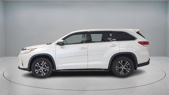 used 2018 Toyota Highlander car, priced at $25,389