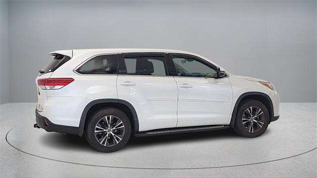 used 2018 Toyota Highlander car, priced at $25,389