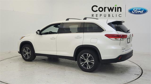 used 2019 Toyota Highlander car, priced at $21,890