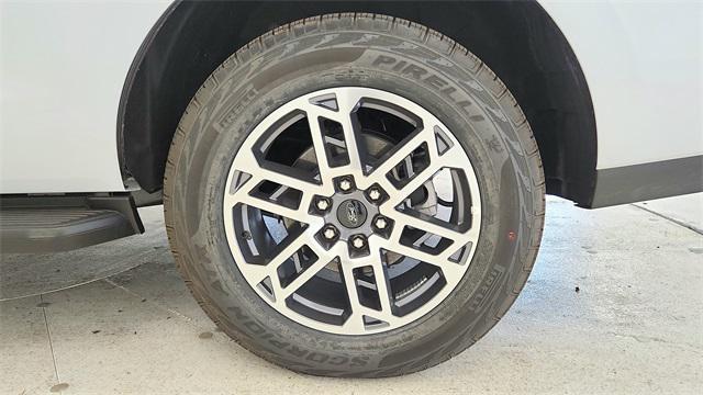new 2025 Ford Expedition car, priced at $68,783