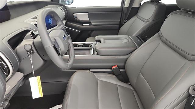 new 2025 Ford Expedition car, priced at $68,783