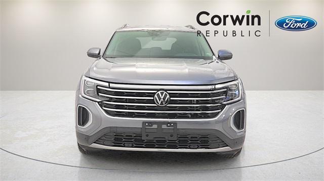 used 2024 Volkswagen Atlas car, priced at $31,396