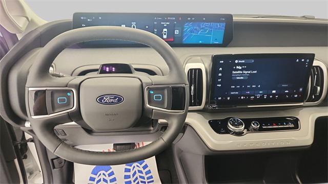 new 2025 Ford Expedition Max car, priced at $73,286