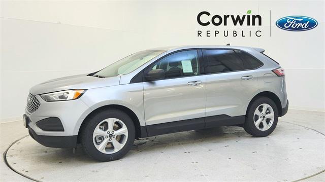 new 2024 Ford Edge car, priced at $29,890