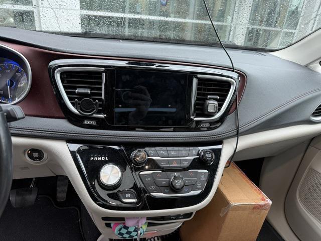 used 2020 Chrysler Pacifica car, priced at $23,589