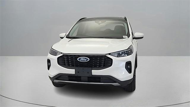 new 2025 Ford Escape PHEV car, priced at $33,485