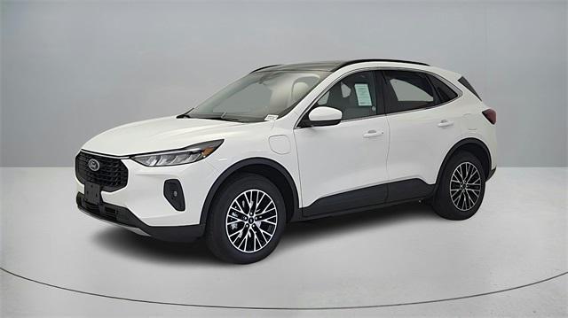 new 2025 Ford Escape PHEV car, priced at $33,485