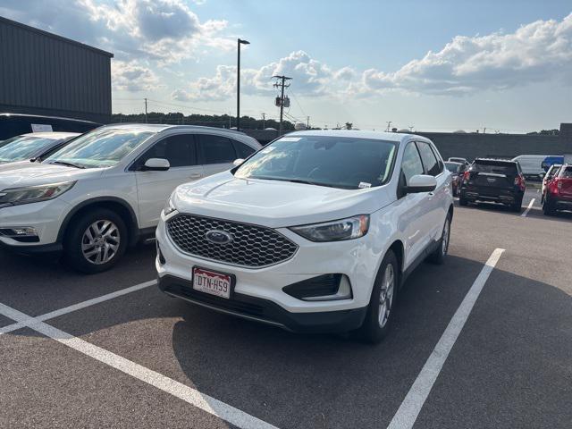 used 2024 Ford Edge car, priced at $24,989