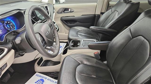 used 2022 Chrysler Pacifica car, priced at $23,290