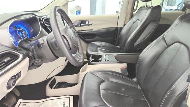used 2022 Chrysler Pacifica car, priced at $20,987