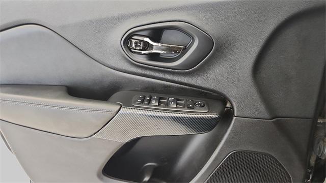 used 2019 Jeep Cherokee car, priced at $11,489