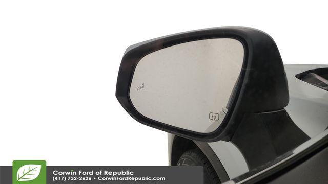 used 2024 Toyota Highlander car, priced at $32,489