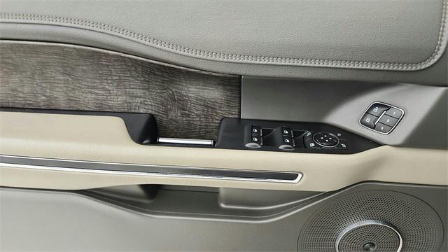 used 2020 Ford Expedition car, priced at $27,689