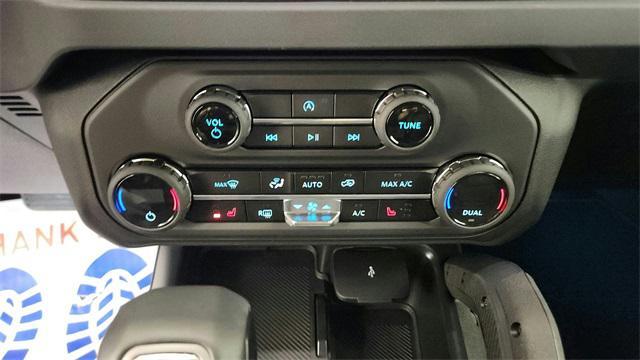 new 2025 Ford Bronco car, priced at $49,412