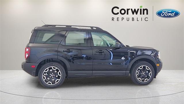 new 2025 Ford Bronco Sport car, priced at $34,463