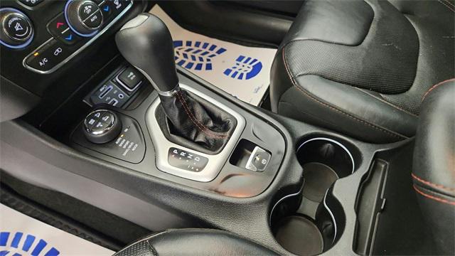 used 2015 Jeep Cherokee car, priced at $11,489