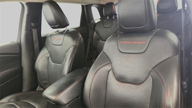 used 2015 Jeep Cherokee car, priced at $11,489