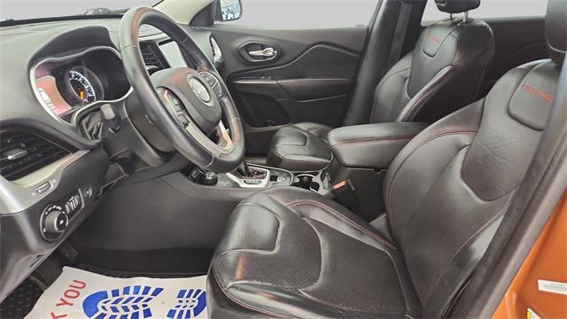 used 2015 Jeep Cherokee car, priced at $11,489