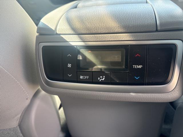 used 2017 Toyota Highlander car, priced at $22,831