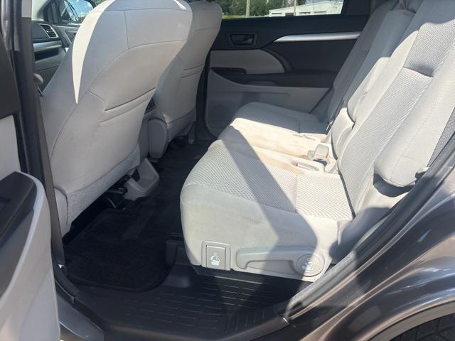 used 2017 Toyota Highlander car, priced at $22,831