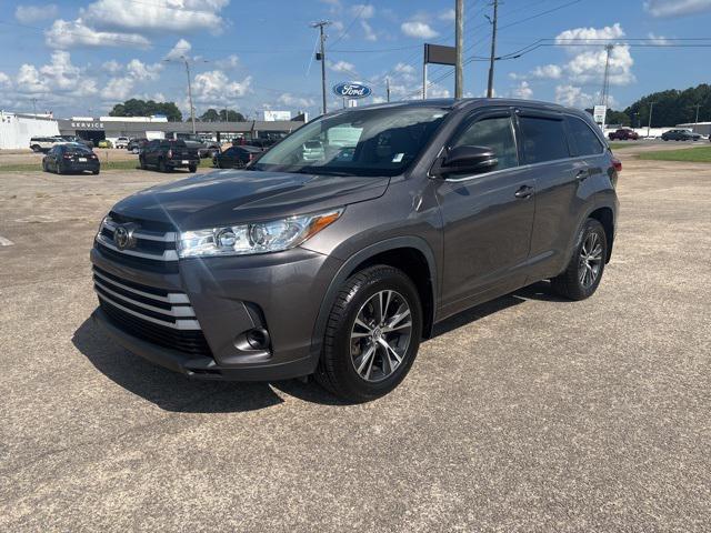 used 2017 Toyota Highlander car, priced at $22,831