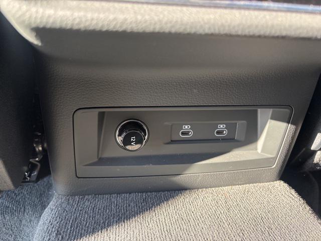 used 2025 Audi Q7 car, priced at $49,967