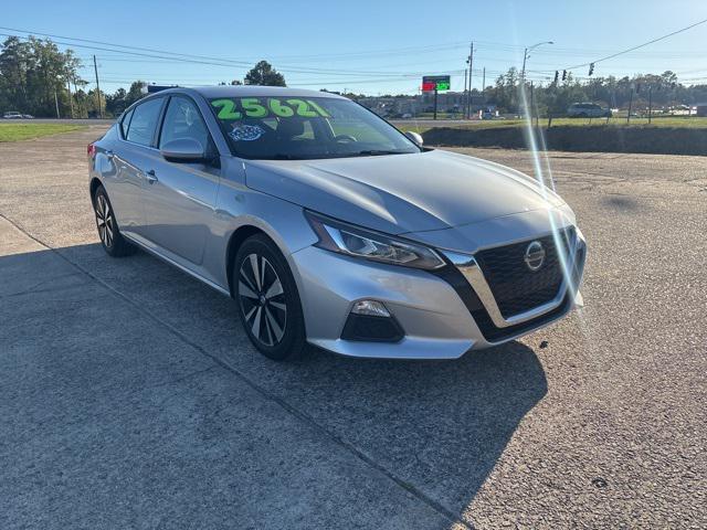 used 2022 Nissan Altima car, priced at $17,612