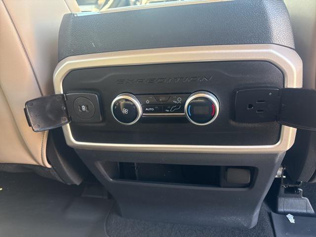 used 2024 Ford Expedition car, priced at $59,820