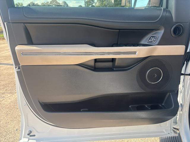 used 2024 Ford Expedition car, priced at $59,820