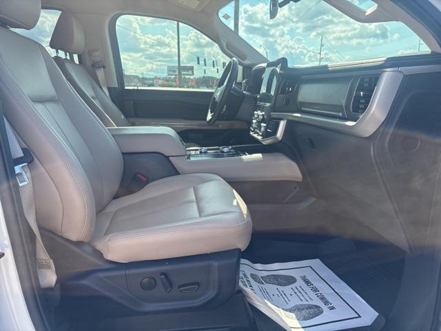 used 2024 Ford Expedition car, priced at $59,820