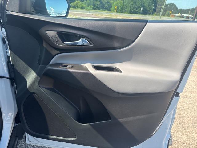 used 2022 Chevrolet Equinox car, priced at $21,153