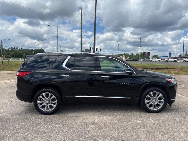 used 2021 Chevrolet Traverse car, priced at $33,150