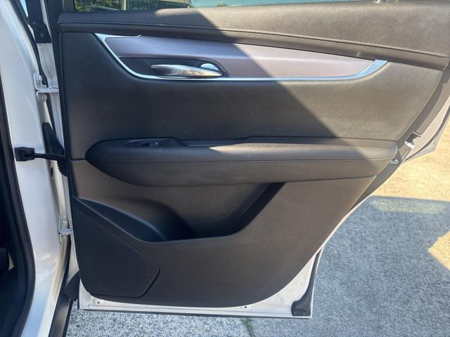 used 2017 Cadillac XT5 car, priced at $17,850