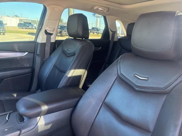 used 2017 Cadillac XT5 car, priced at $17,850