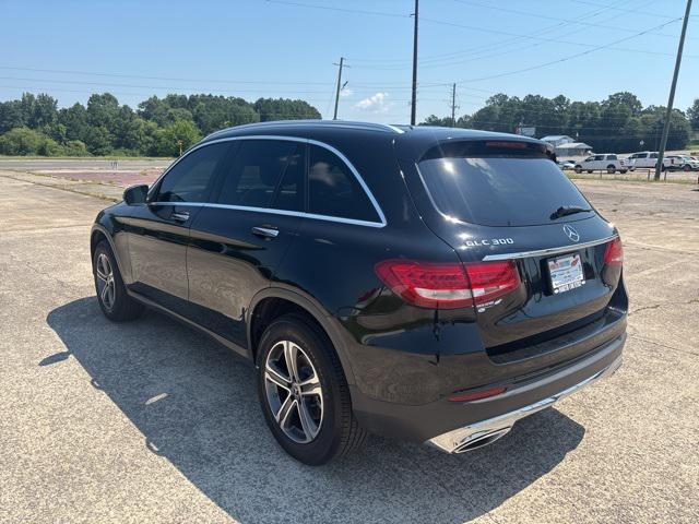 used 2019 Mercedes-Benz GLC 300 car, priced at $21,389