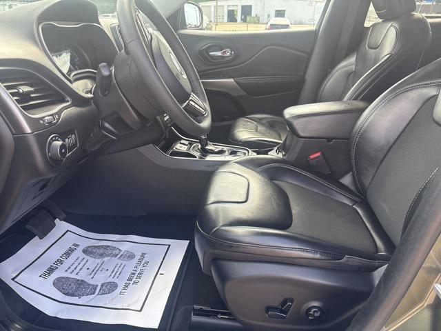used 2020 Jeep Cherokee car, priced at $18,967