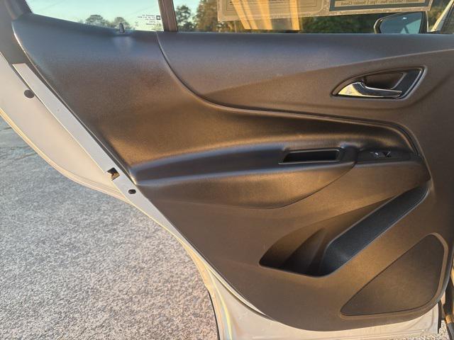 used 2021 Chevrolet Equinox car, priced at $15,530