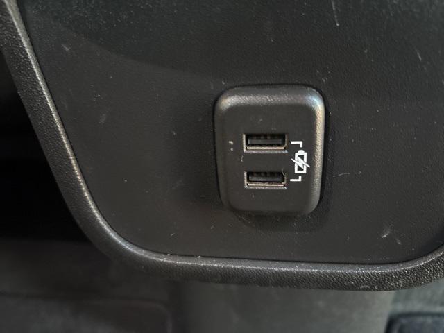 used 2021 Chevrolet Equinox car, priced at $15,530