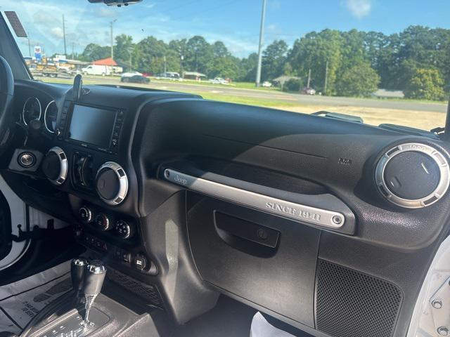 used 2015 Jeep Wrangler Unlimited car, priced at $19,397