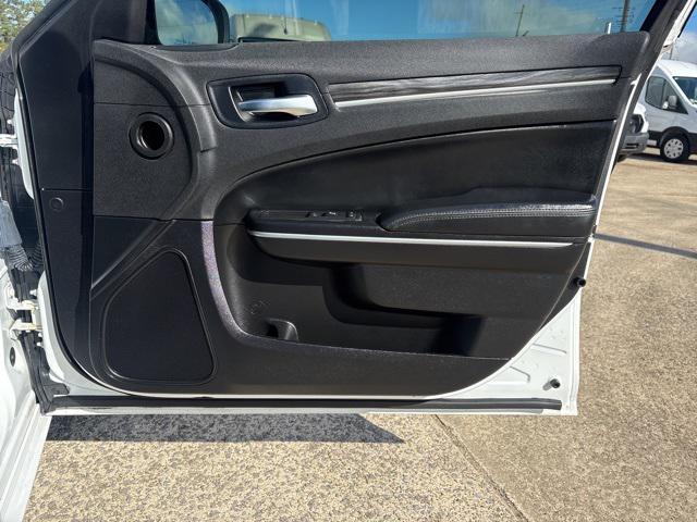 used 2022 Chrysler 300 car, priced at $23,368