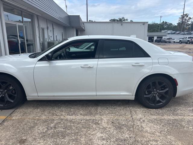 used 2022 Chrysler 300 car, priced at $26,184