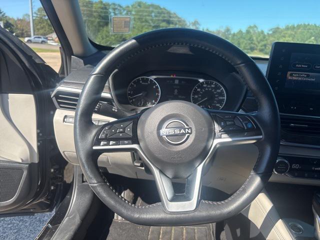 used 2023 Nissan Altima car, priced at $22,110