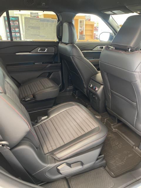 new 2025 Ford Explorer car, priced at $42,313
